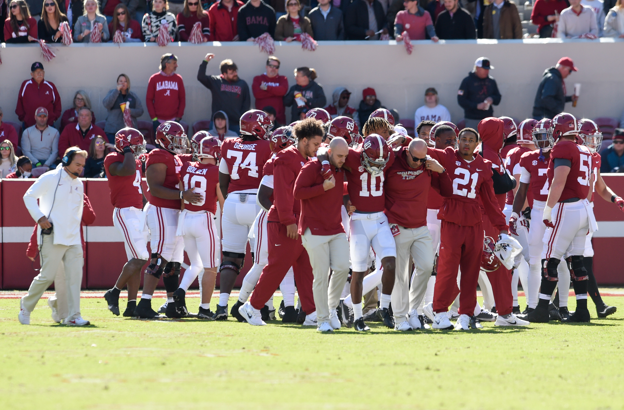 Alabama Crimson Tide will R B undergo urgent surgery and will be out for the rest of the season