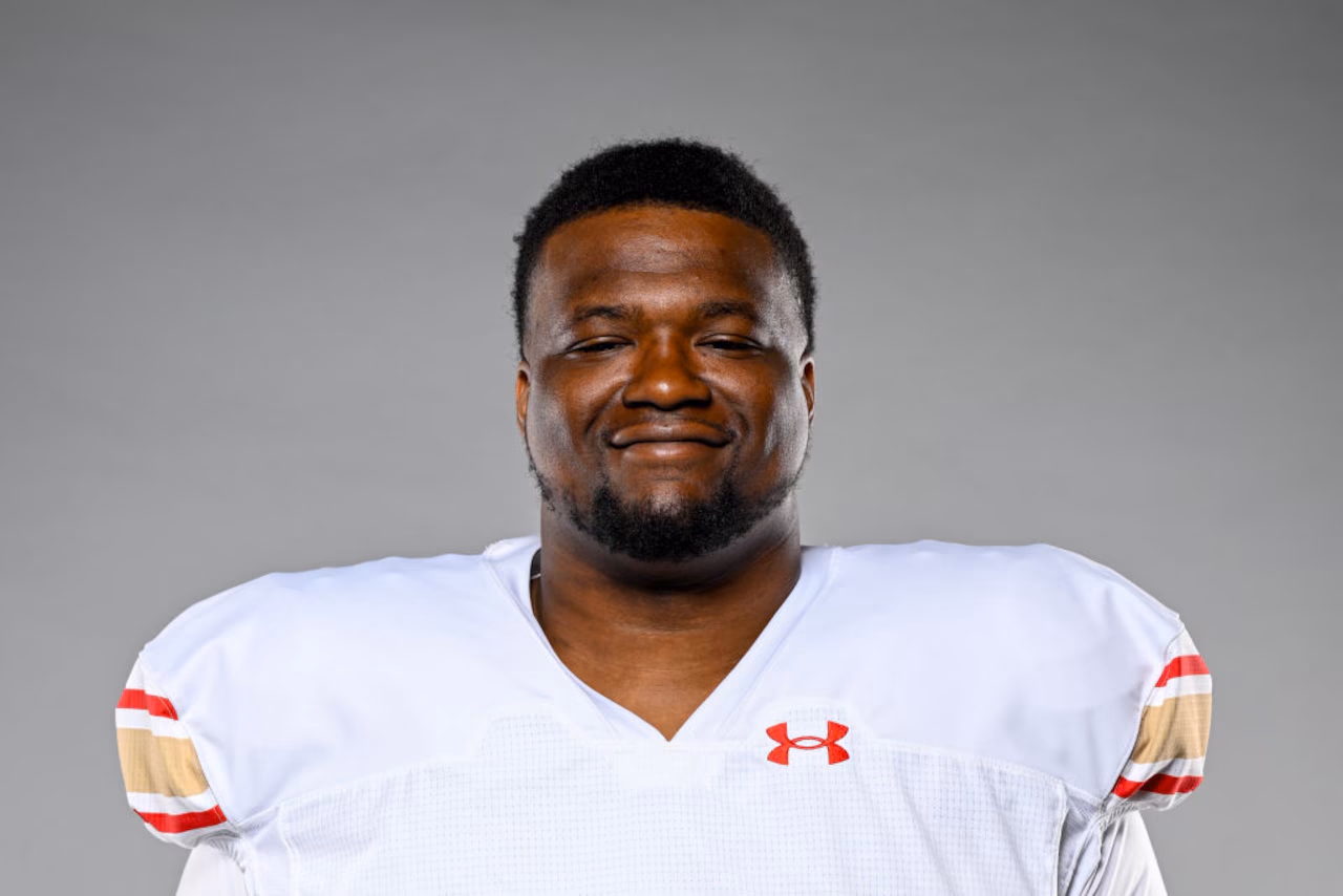 In time for the UFL playoffs, a former offensive lineman from Alabama returns.