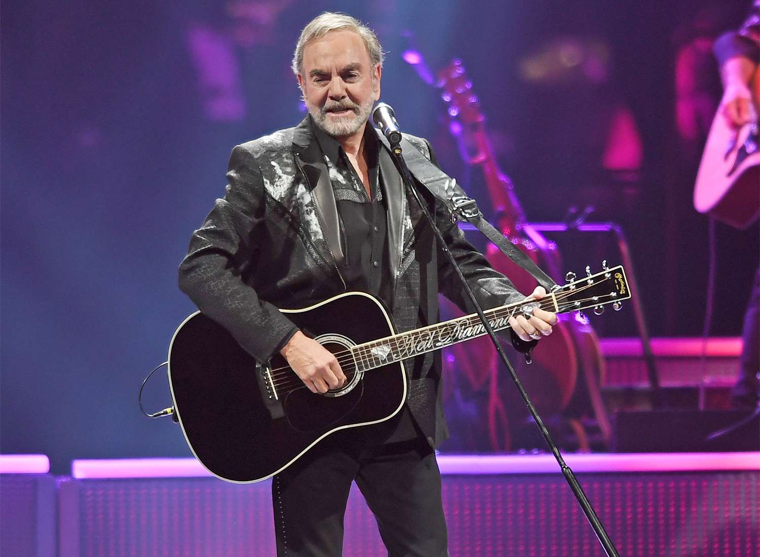 Neil Diamond makes an impressive comeback with his biggest hit.