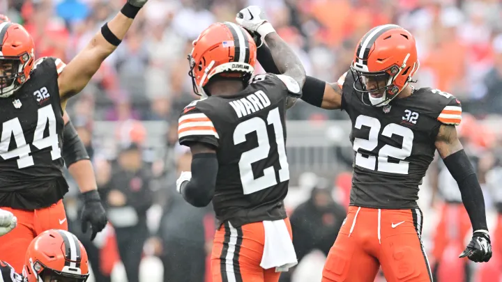 BIG NEWS: Cleveland Browns acquire a 3-time All-Pro receiver in a blockbuster trade.