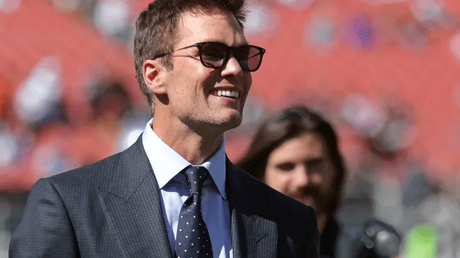 BREAKING: Fans hear ‘awkward silence’ as early assessments of Tom Brady’s NFL job transition aren’t……